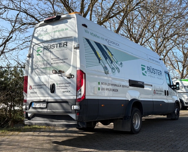 3 Mobile Hydraulikwerkstatt Bus